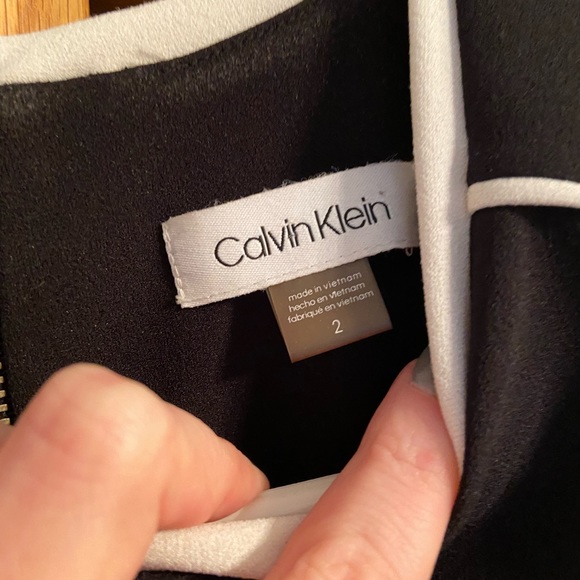 Gorgeous Calvin Klein Dress - Picture 7 of 8